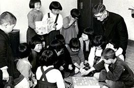 Columban Fr. Michale Caulfield with children in Japan