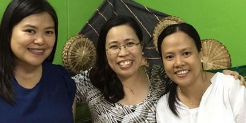 Reina Mosqueda (center) with fellow Lay Missionaries Sherryl Lou Capili (left) and Joan Yap (right) in Taiwan in 2014.